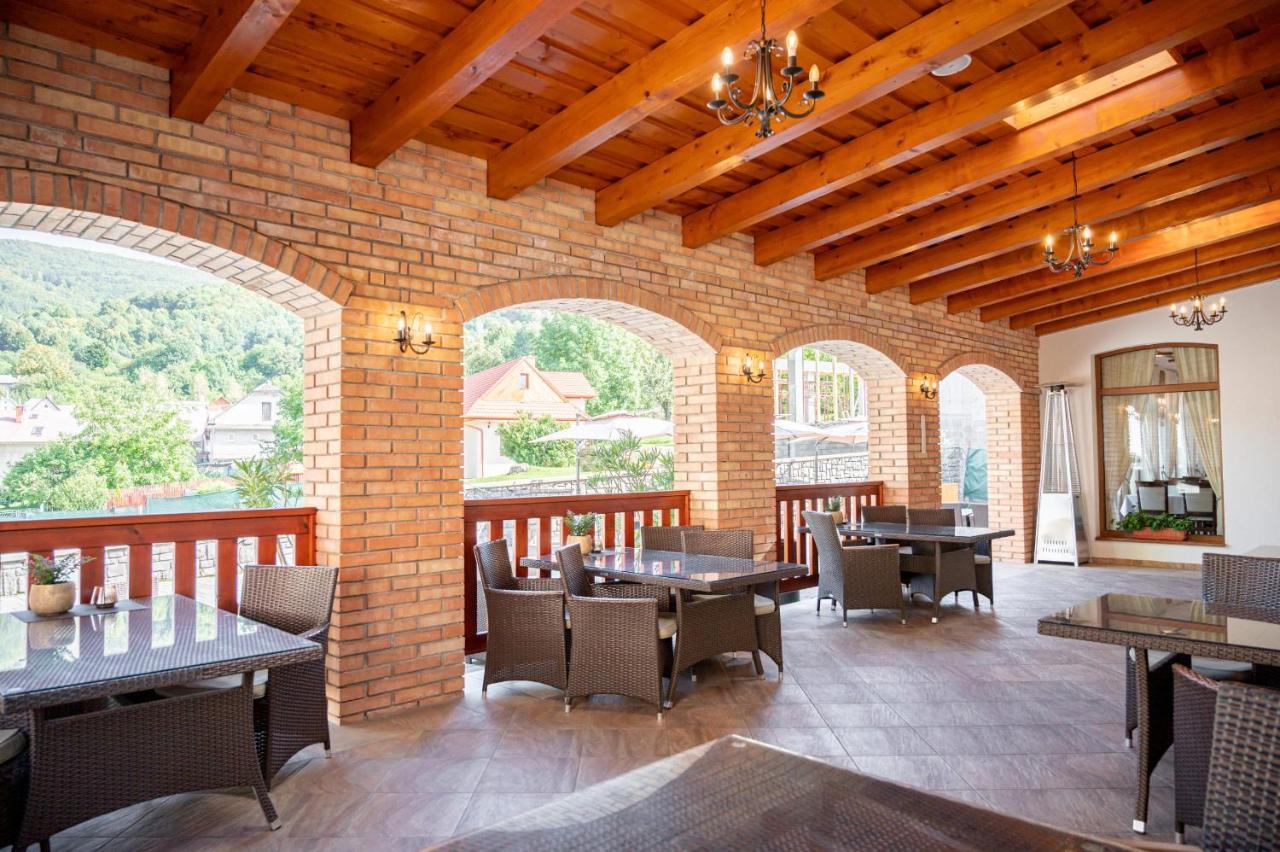 Penzion Sivý Kameň Podhradie  Exterior foto