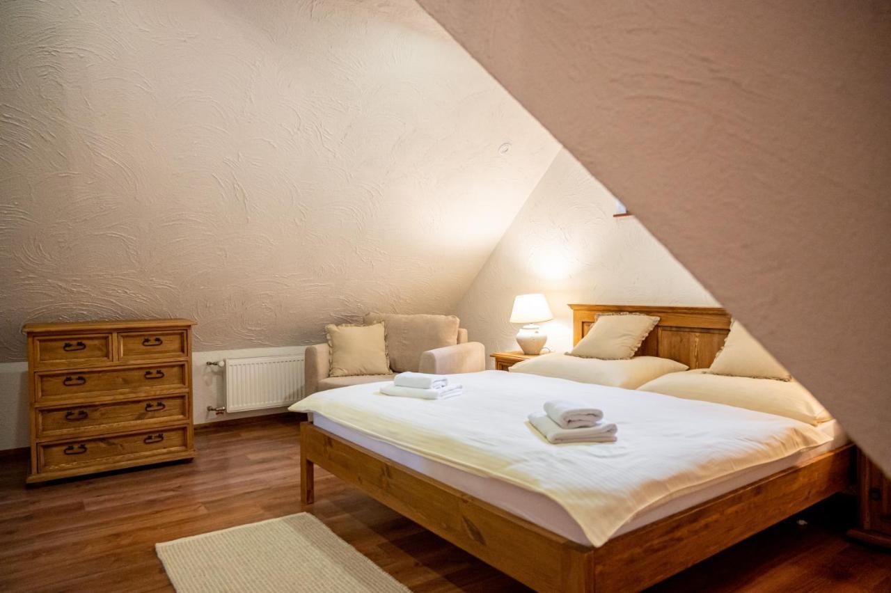 Penzion Sivý Kameň Podhradie  Exterior foto